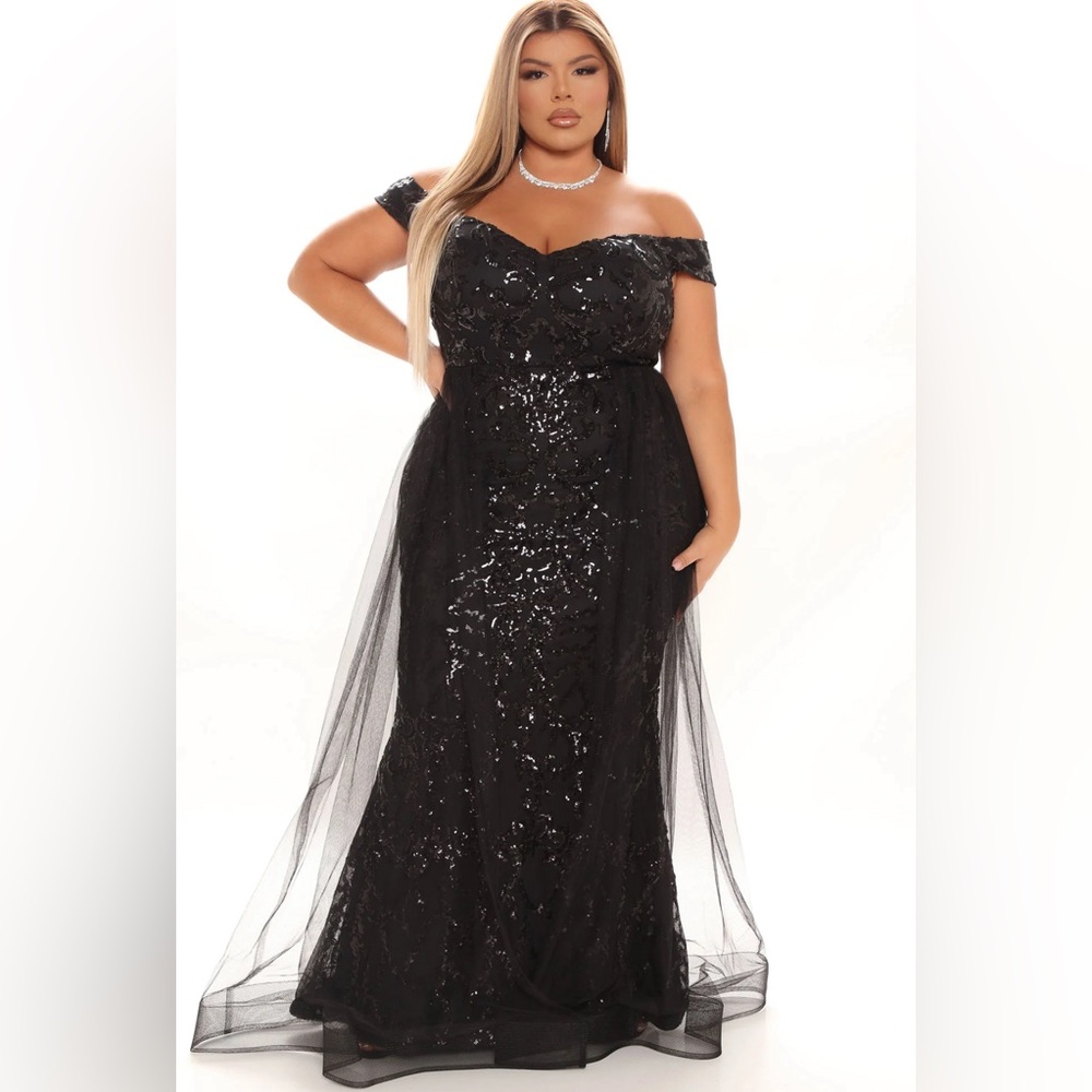 NWT 3X Fashion Nova formal dress!